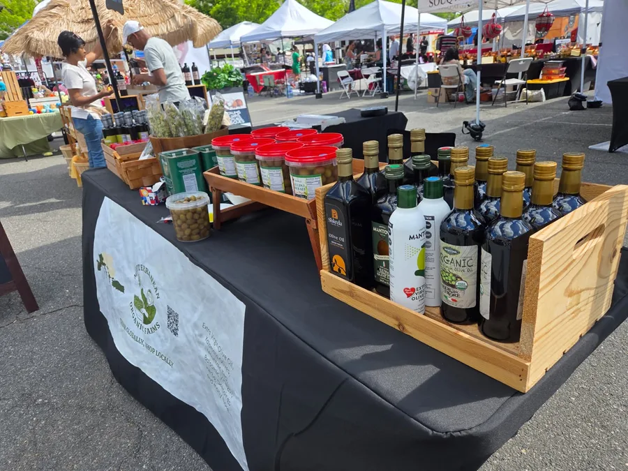 Mediterranean Organic Farms at the farmers market